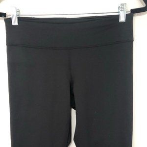 Fabletics mid rise cropped leggings with side pockets - Size Small